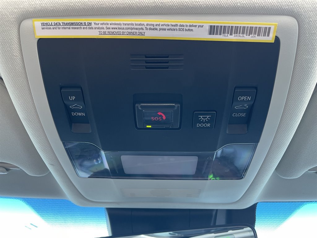 Used 2020 Lexus ES 300h w/ Premium Package FWD image 31