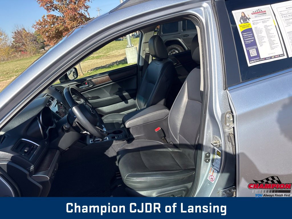 Used 2019 Subaru Outback 2.5i Limited AWD/4WD image 11