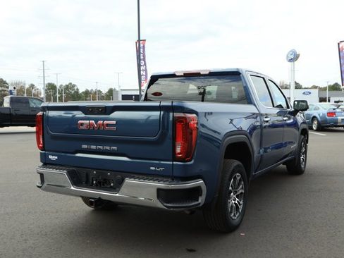 Used 2024 GMC Sierra 1500 SLT image 6