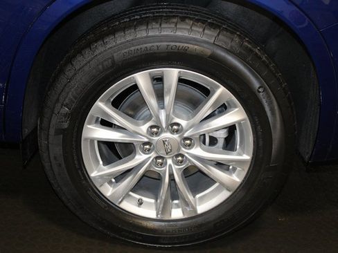 New 2025 Cadillac XT6 Luxury image 29