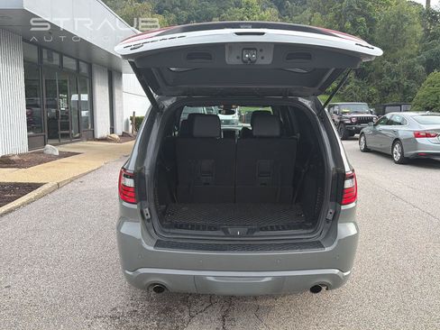 Used 2019 Dodge Durango R/T w/ Blacktop Package AWD/4WD image 9