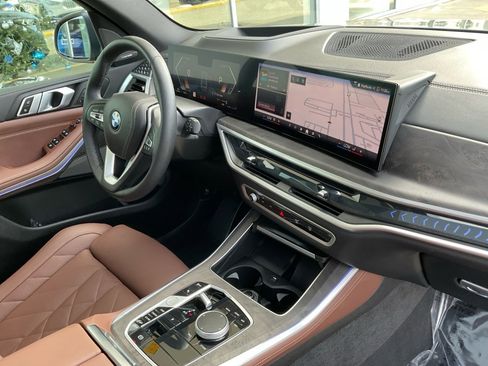 Certified 2025 BMW X5 xDrive40i w/ Premium Package image 32