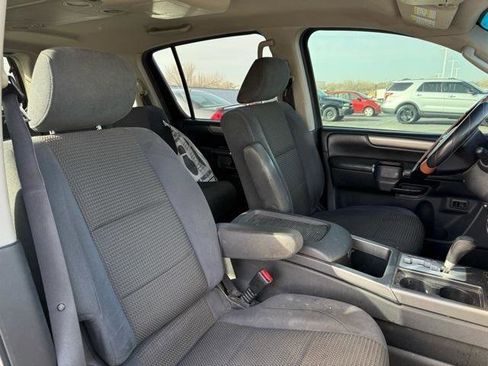 Used 2011 Nissan Armada SV image 17