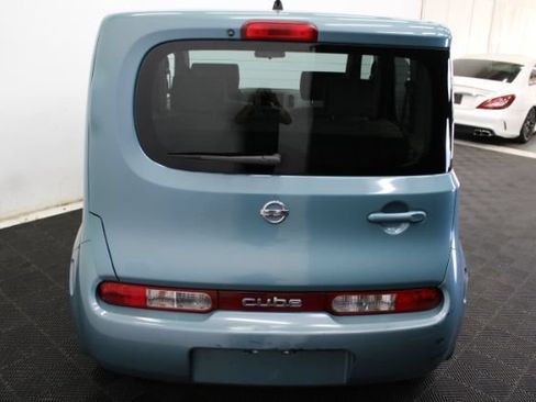 Used 2009 Nissan Cube 1.8 S w/ Interior Designer Pkg FWD image 7