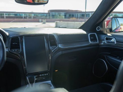 Used 2021 Jeep Grand Cherokee Trackhawk w/ Trailer Tow Group IV image 33