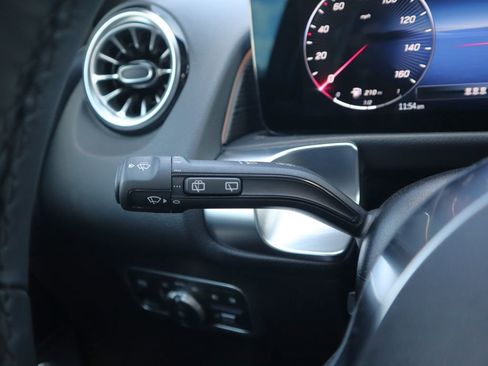 New 2026 Mercedes-Benz GLB 250 4MATIC image 22