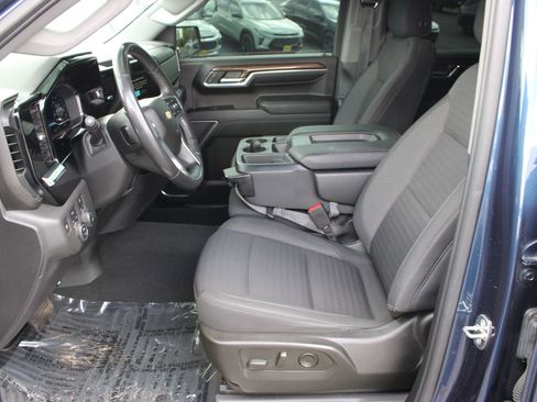 Used 2022 Chevrolet Silverado 1500 LT image 11