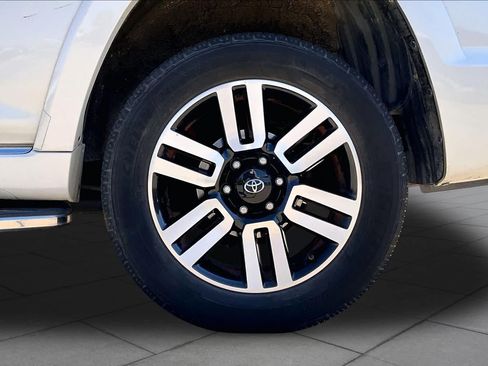 Used 2017 Toyota 4Runner Limited AWD/4WD image 11