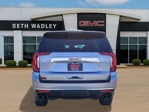 Used 2023 GMC Yukon Denali image 6