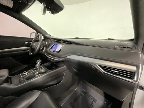 Used 2019 Cadillac XT4 Premium Luxury w/ Cold Weather Package image 19