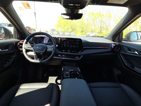 Certified 2025 Chevrolet Equinox RS w/ Safety and Technology Package image 29