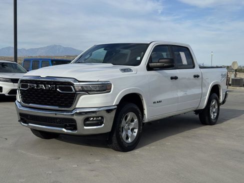 Certified 2025 RAM 1500 Big Horn AWD/4WD image 3