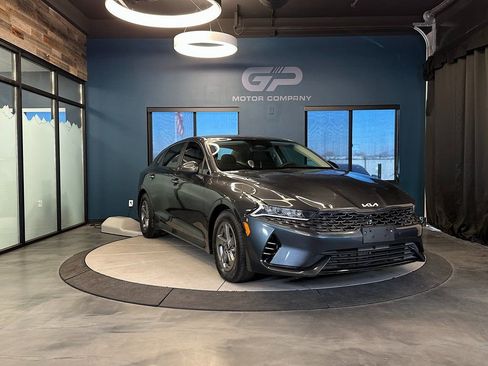Used 2023 Kia K5 LXS FWD image 1
