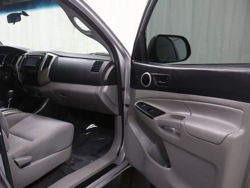 Used 2015 Toyota Tacoma 4x4 Double Cab image 14