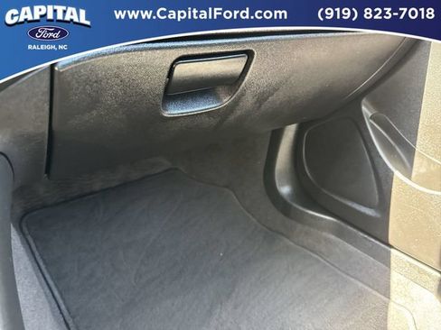 Used 2025 Chevrolet Malibu RS FWD image 27