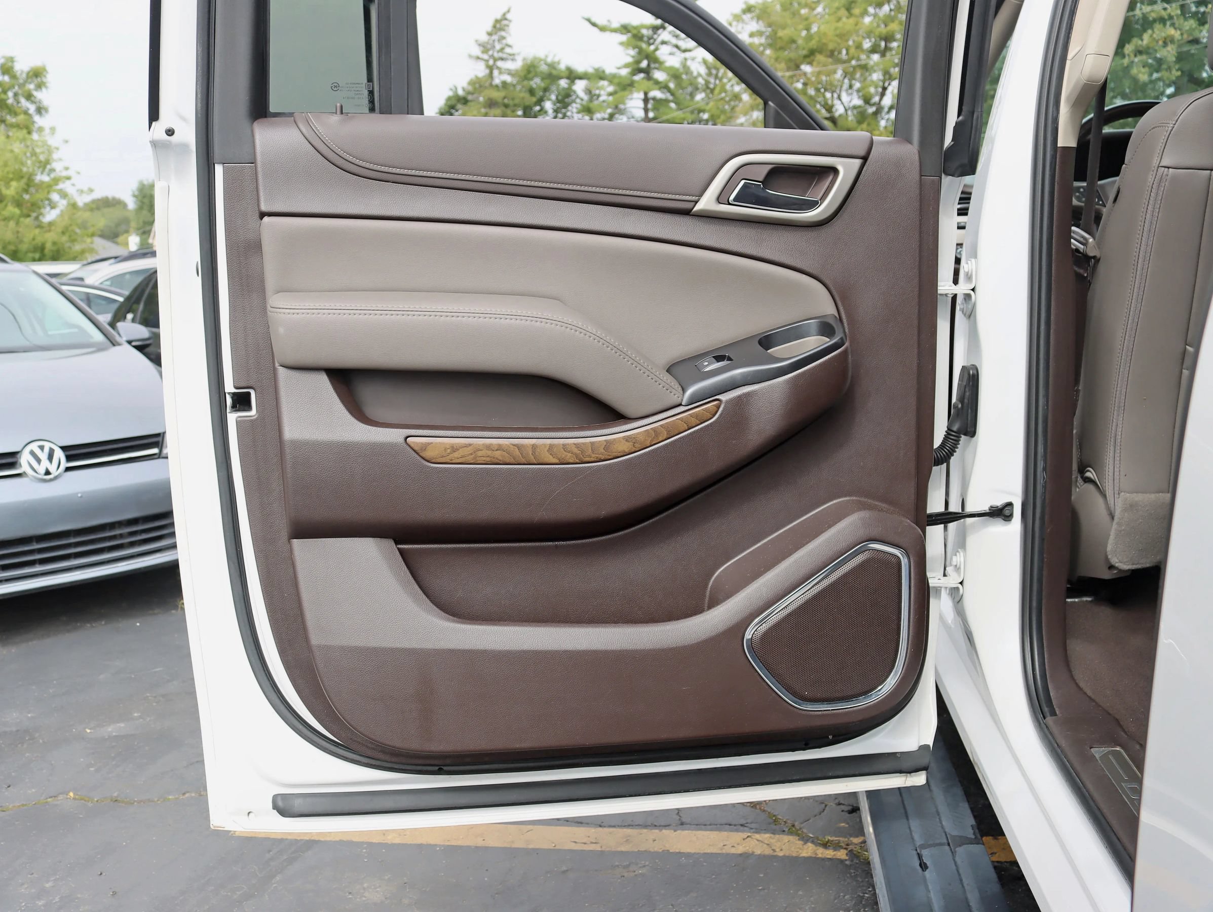 Used 2019 GMC Yukon XL Denali w/ Denali Ultimate Package AWD/4WD image 39