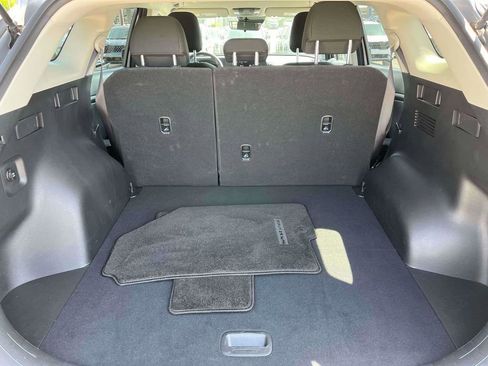 Used 2024 Kia Sportage LX FWD image 7
