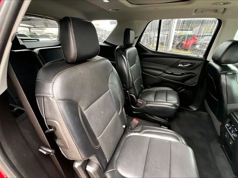 Used 2018 Chevrolet Traverse Premier w/ Driver Confidence II Package image 17