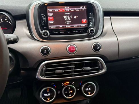 Used 2016 FIAT 500X Lounge image 23