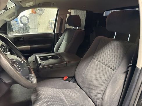 Used 2013 Toyota Tundra Grade image 8