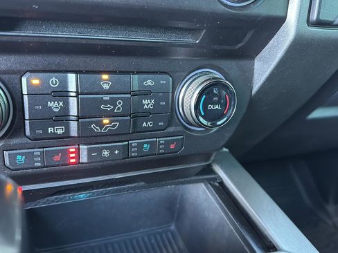 Used 2018 Ford F150 Raptor w/ Equipment Group 802A Luxury image 26