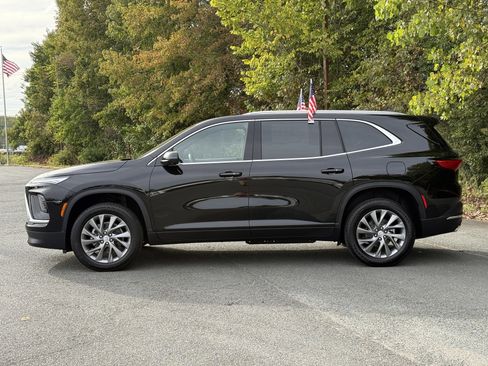 New 2026 Buick Enclave Preferred w/ Power Package image 8