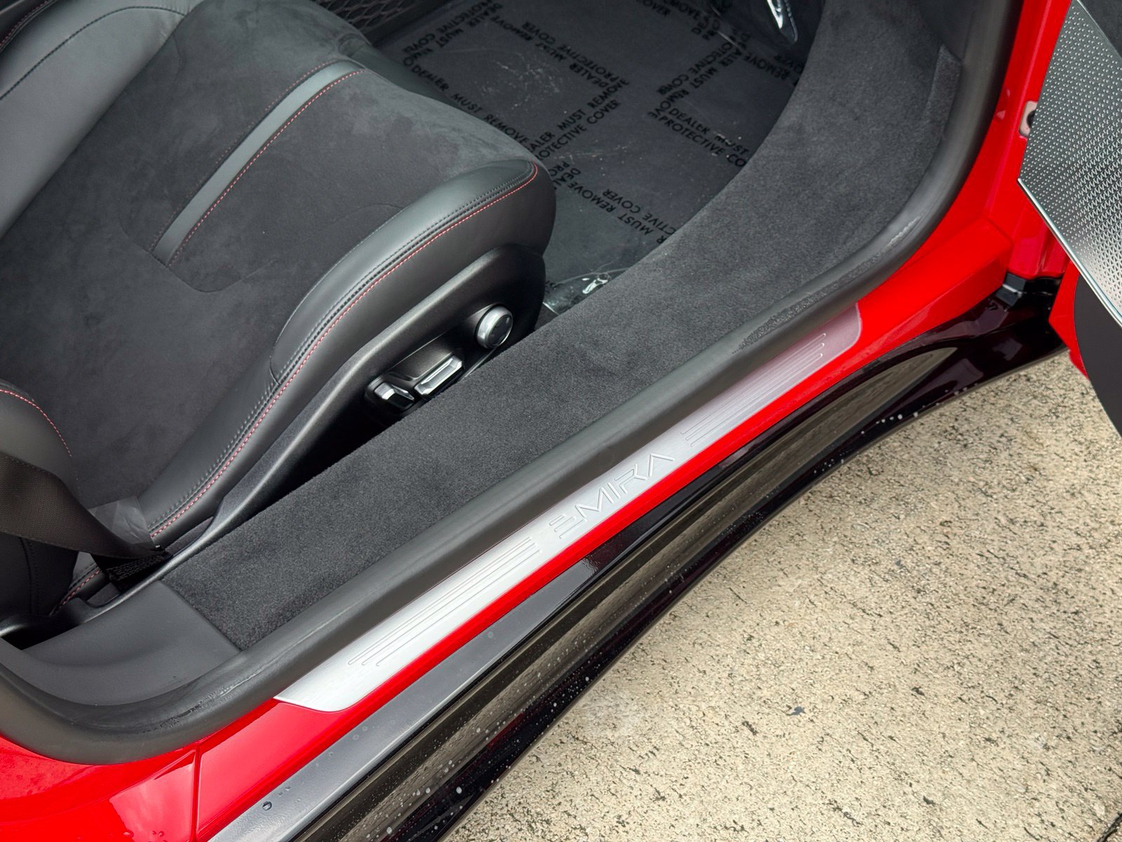 Used 2025 Lotus Emira RWD image 43