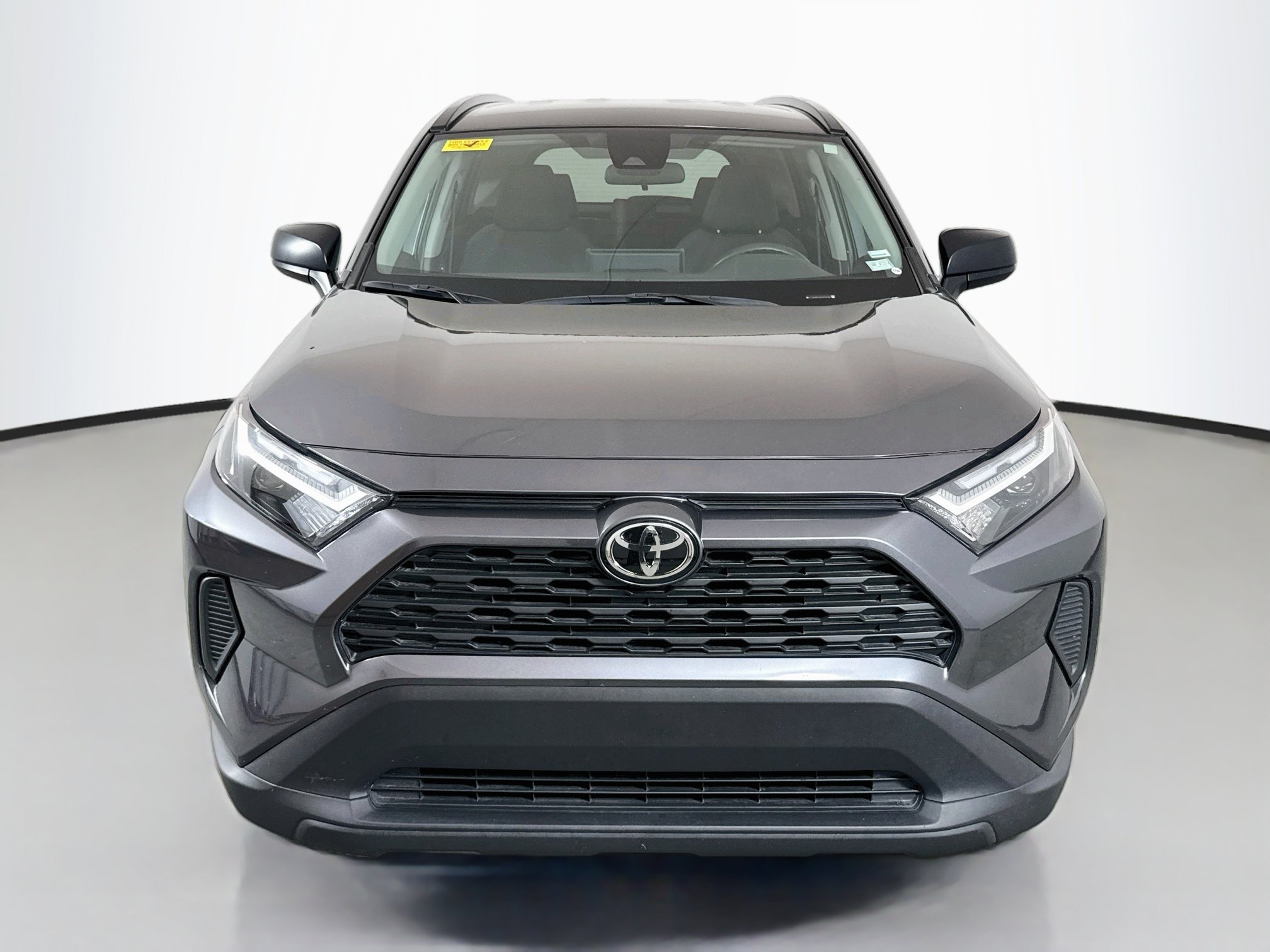 Used 2025 Toyota RAV4 LE AWD/4WD image 2