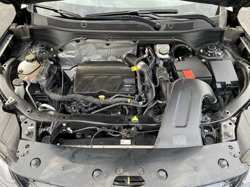 Used 2024 Chevrolet Trax ACTIV w/ Sunroof Package image 29