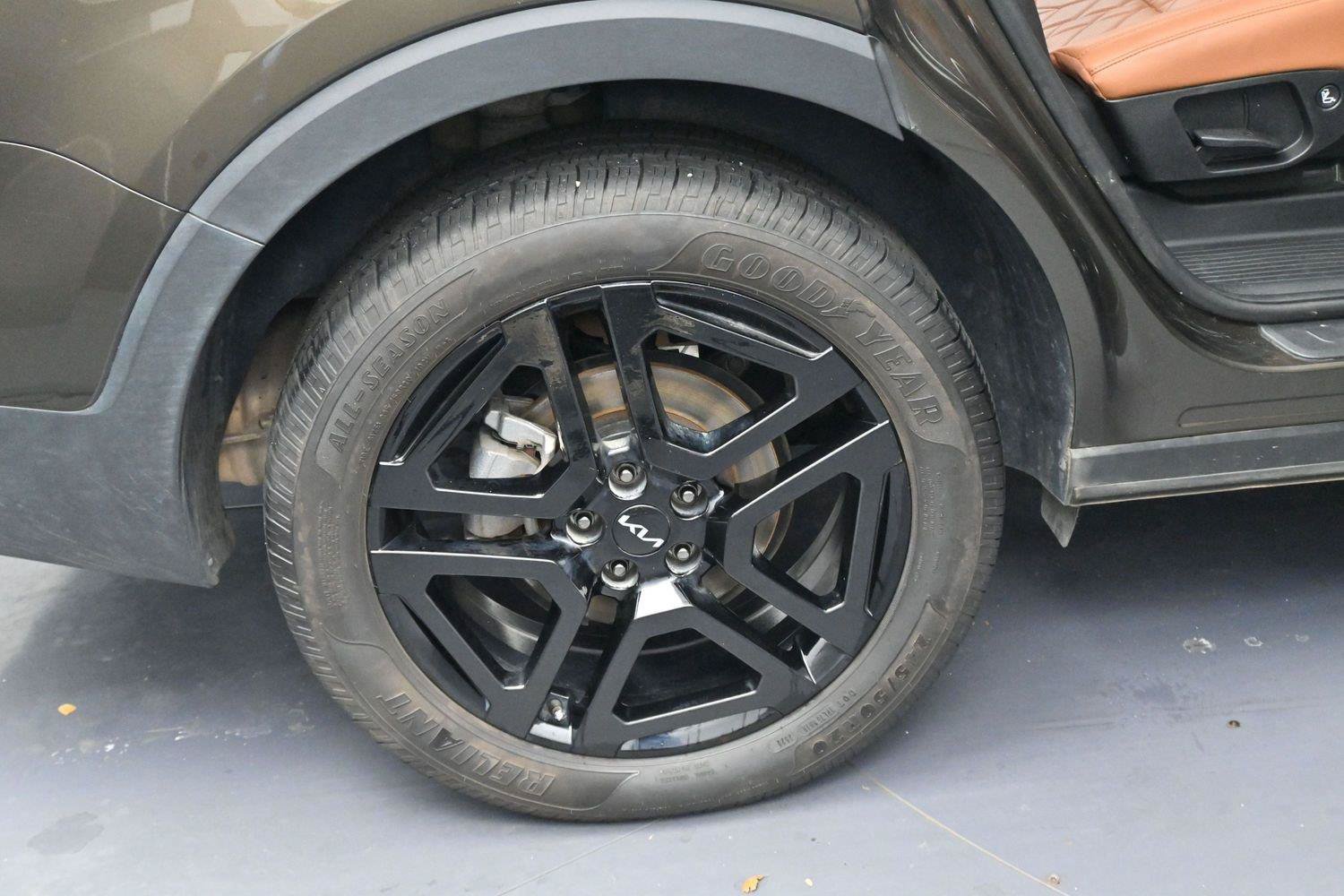 Used 2024 Kia Telluride EX X-Line AWD/4WD image 43