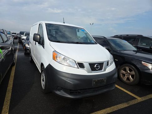 Used 2018 Nissan NV200 S w/ Back Door Glass Package FWD image 1