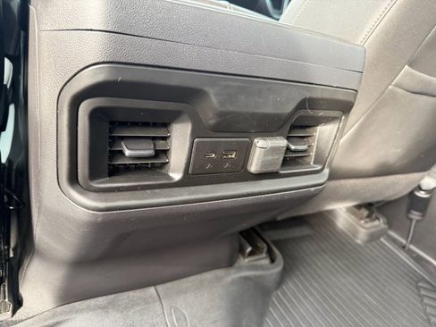 Used 2021 Chevrolet Silverado 1500 LT Trail Boss w/ Convenience Package II image 16