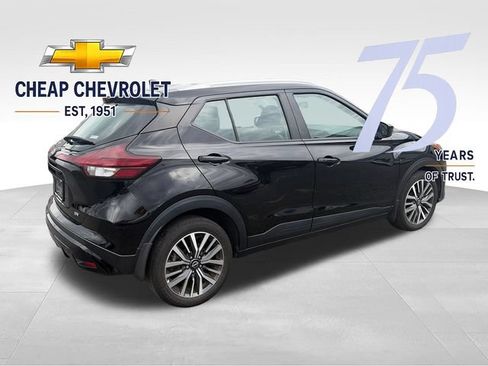 Used 2023 Nissan Kicks SV FWD image 5