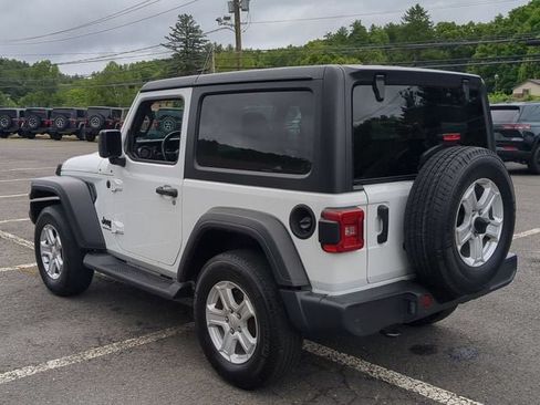 Used 2022 Jeep Wrangler Sport AWD/4WD image 8