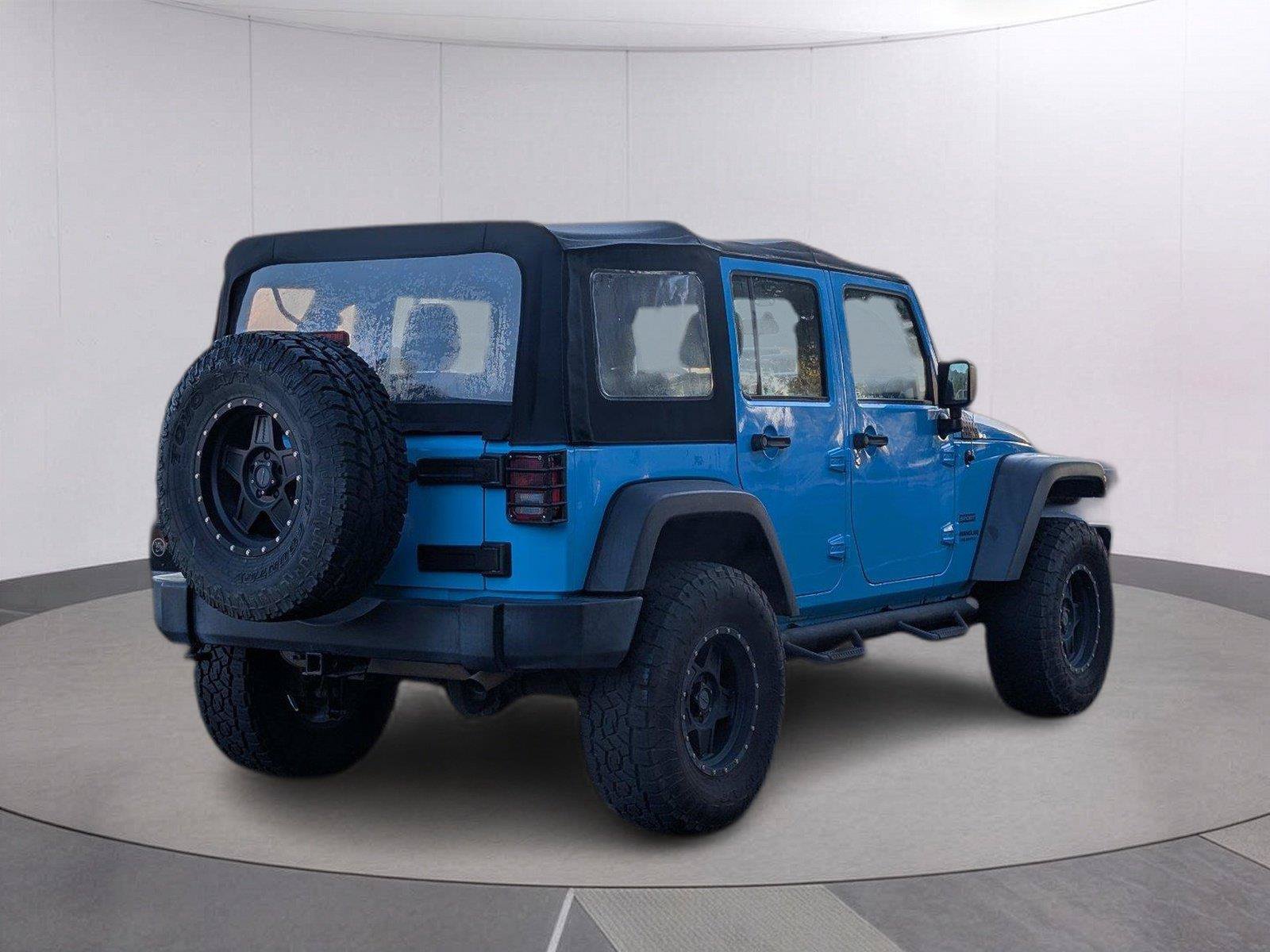 Used 2017 Jeep Wrangler Unlimited Sport w/ Max Tow Package AWD/4WD image 6