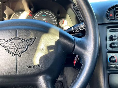 Used 2004 Chevrolet Corvette Z06 w/ Z06 Preferred Equipment Group image 20