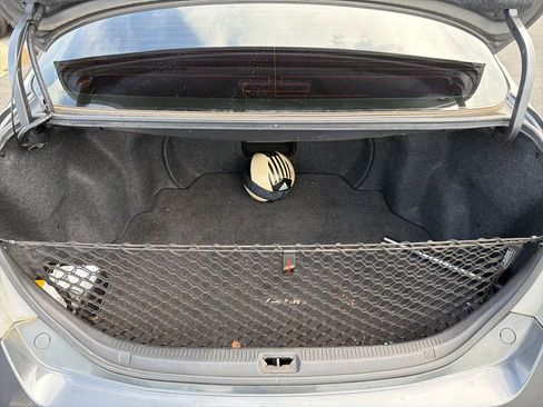 Used 2011 Toyota Camry SE w/ SE Extra-Value Pkg #1 FWD image 8