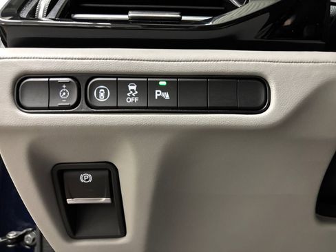 Certified 2024 Acura MDX SH-AWD w/ Technology Package image 29