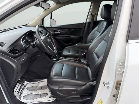 Used 2020 Buick Encore Essence image 11