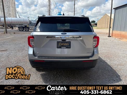 Used 2022 Ford Explorer XLT AWD/4WD image 8