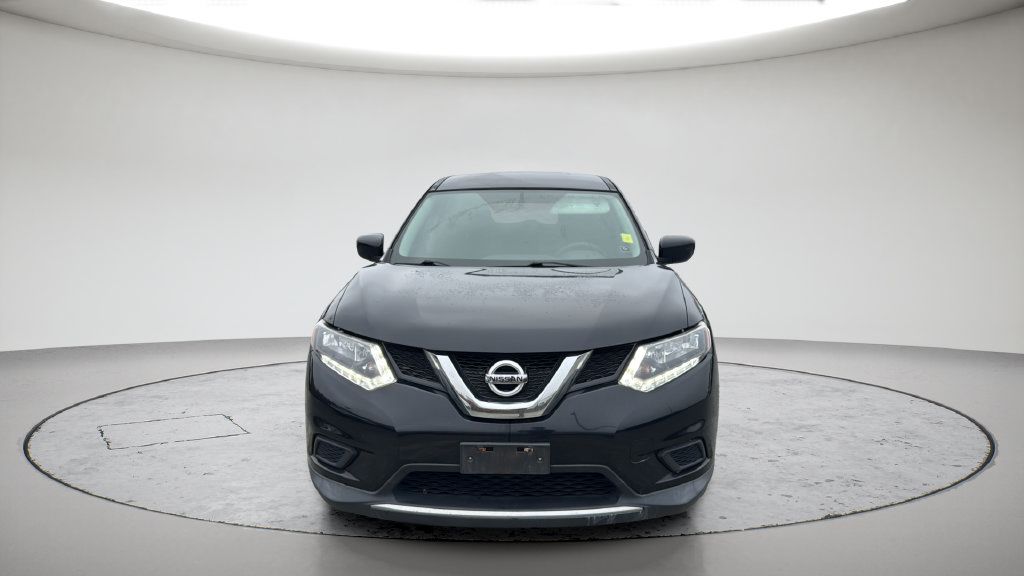 Used 2016 Nissan Rogue S AWD/4WD image 2