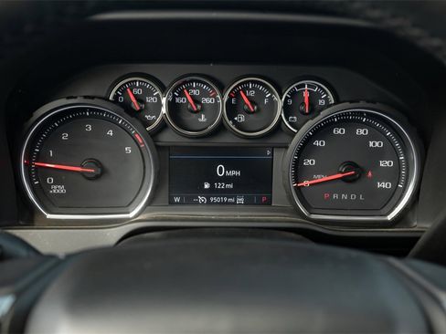 Used 2021 Chevrolet Silverado 2500 LTZ image 30