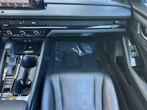 Used 2025 Honda Accord Touring image 30