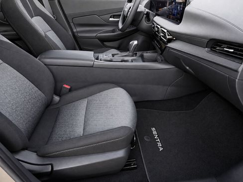 Used 2026 Nissan Sentra SV w/ Floor Mat Package FWD image 36