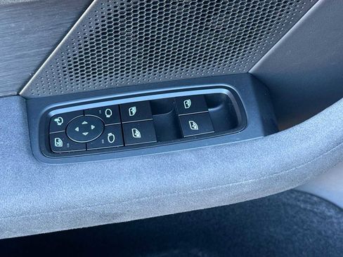 Certified 2025 Porsche Taycan GTS image 13