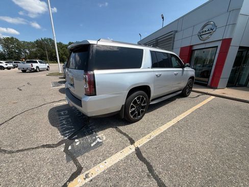 Used 2015 GMC Yukon XL SLT AWD/4WD image 8