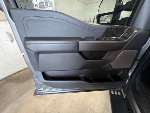Used 2025 Ford F350 Lariat w/ Tremor Off-Road Package AWD/4WD image 23