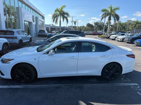 Used 2023 Lexus ES 350 F Sport w/ Accessory Package (Z2) FWD image 2