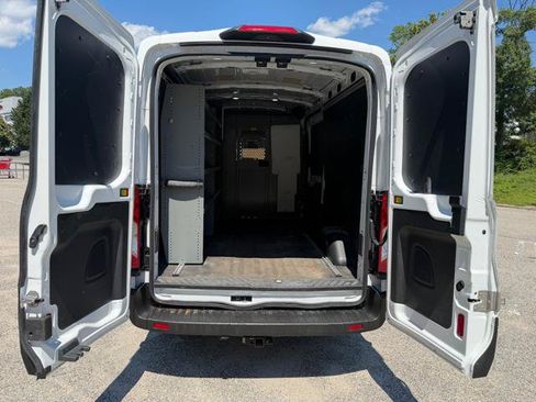 Used 2019 Ford Transit 250 148 Medium Roof RWD image 25