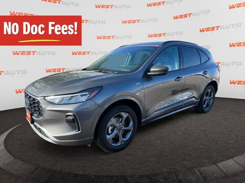 Used 2024 Ford Escape ST-Line AWD/4WD image 1